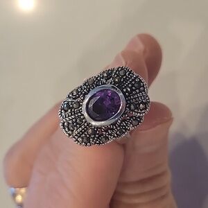 Silver and Amythest Purple Stone Women's Ring. Size 6